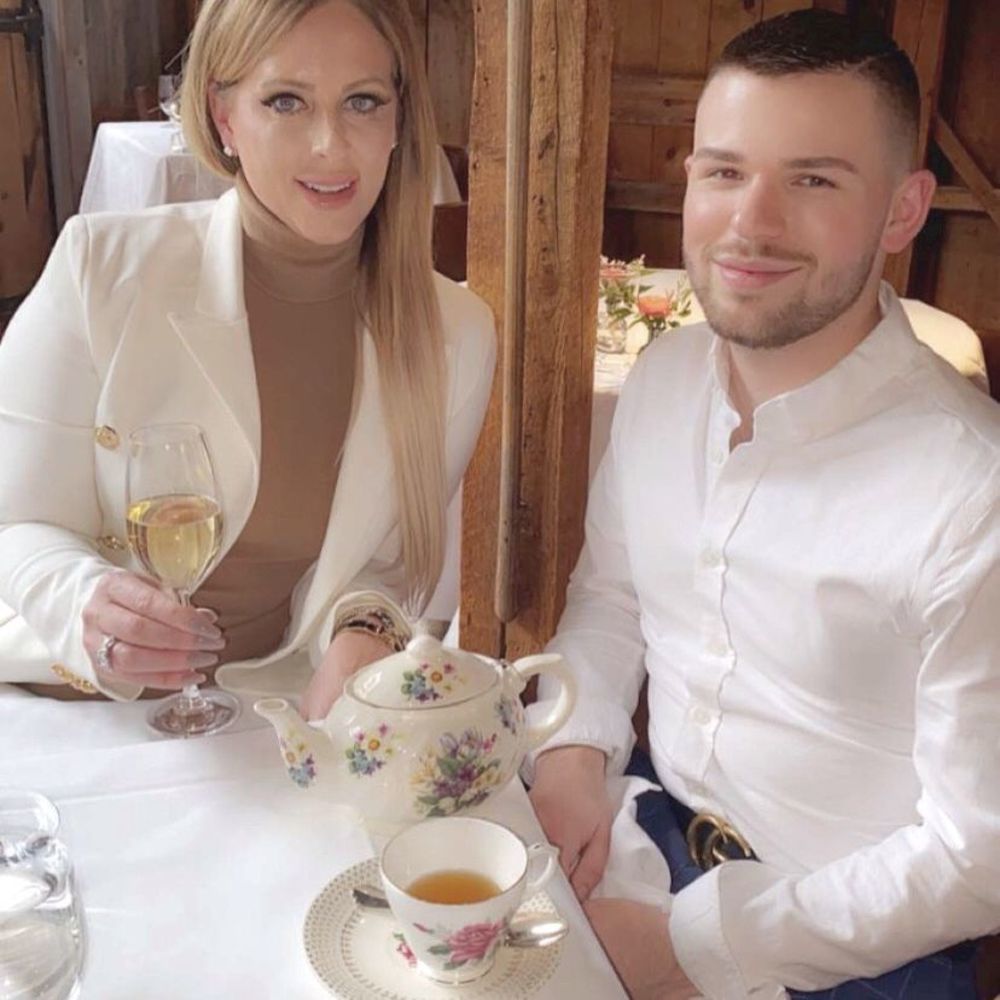 Meet your Posher, Sage